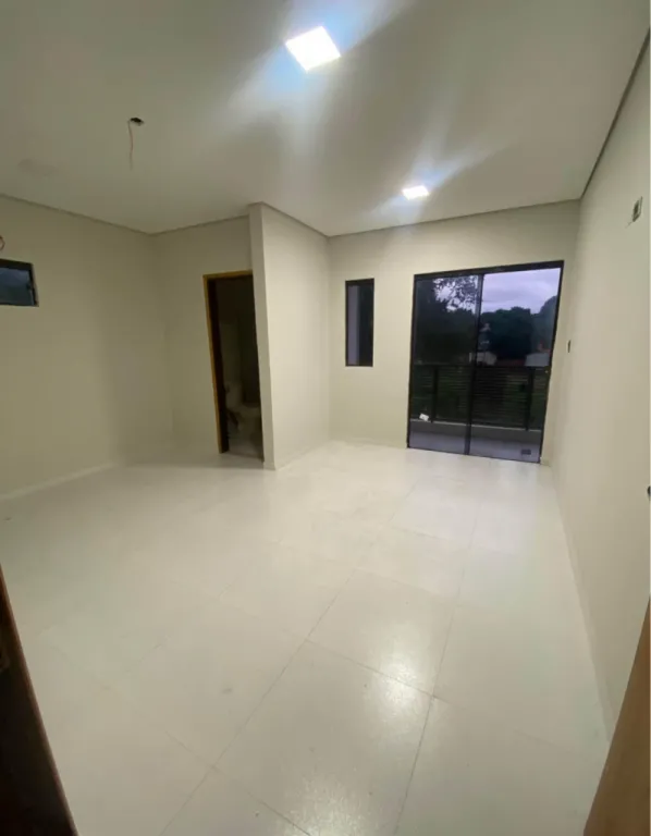 Alquilo Amplio Duplex a estrenar en Lambaré — photo 2