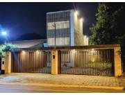 EN VENTA CASA EN BARRIO PRIMAVERA DE LUQUE