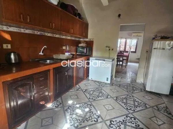VENDO CASA EN EL BARRIO ROSA MISTICA DE MARIANO ROQUE ALONSO — foto 2