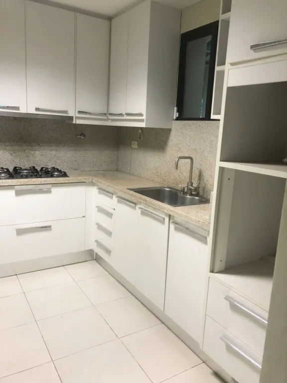 Alquilo Hermosa Residencia en Las Mercedes — foto 3