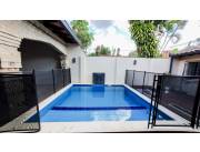 VENDO CASA CON PISCINA EN AREGUÁ