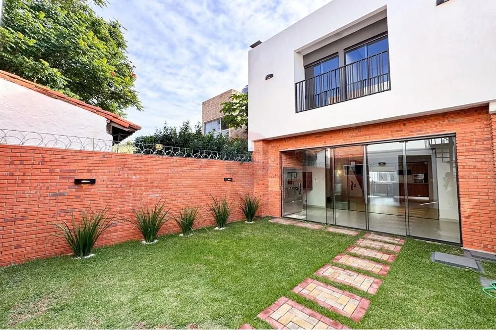 VENDO DUPLEX NUEVO EN RECOLETA DETRAS DEL CAMPO ALTO — foto 2
