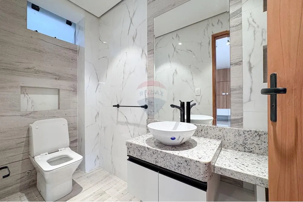 VENDO CASA PAREADA DE 3 SUITES-BO.RECOLETA ATRAS COLEGIO CAMPO ALTO-ZONA SHOPPING MCAL — foto 2