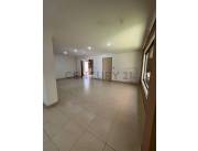 Venta de Casa en Mburucuyá, Asunción