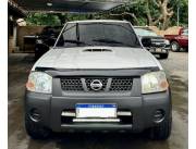 VENDO NISSAN FRONTIER NP300 DEL REPRESENTANTE 2015 MOTOR 2.5 MECÁNICO 4X4 DOCUMENTOS AL DÍ