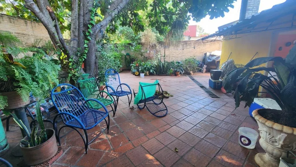 En venta casa económica en Luque — foto 2