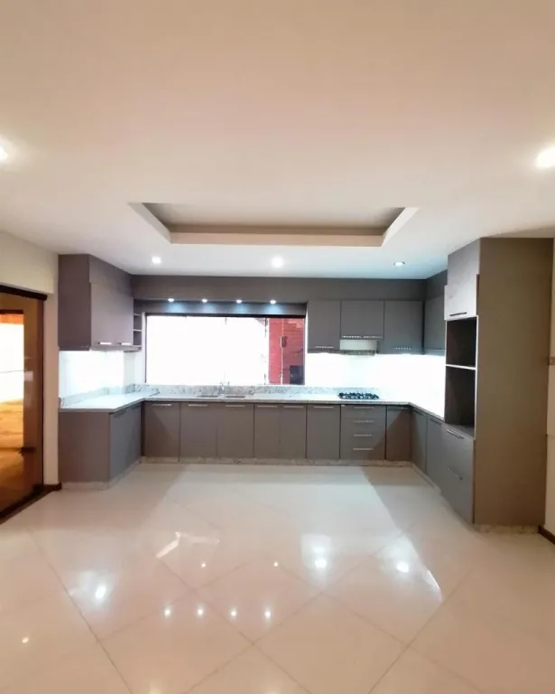 ¡EN VENTA - HERMOSA CASA EN LAMBARÉ! — foto 3
