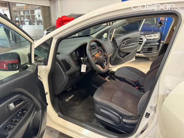 Kia Rio 2014 — foto 8