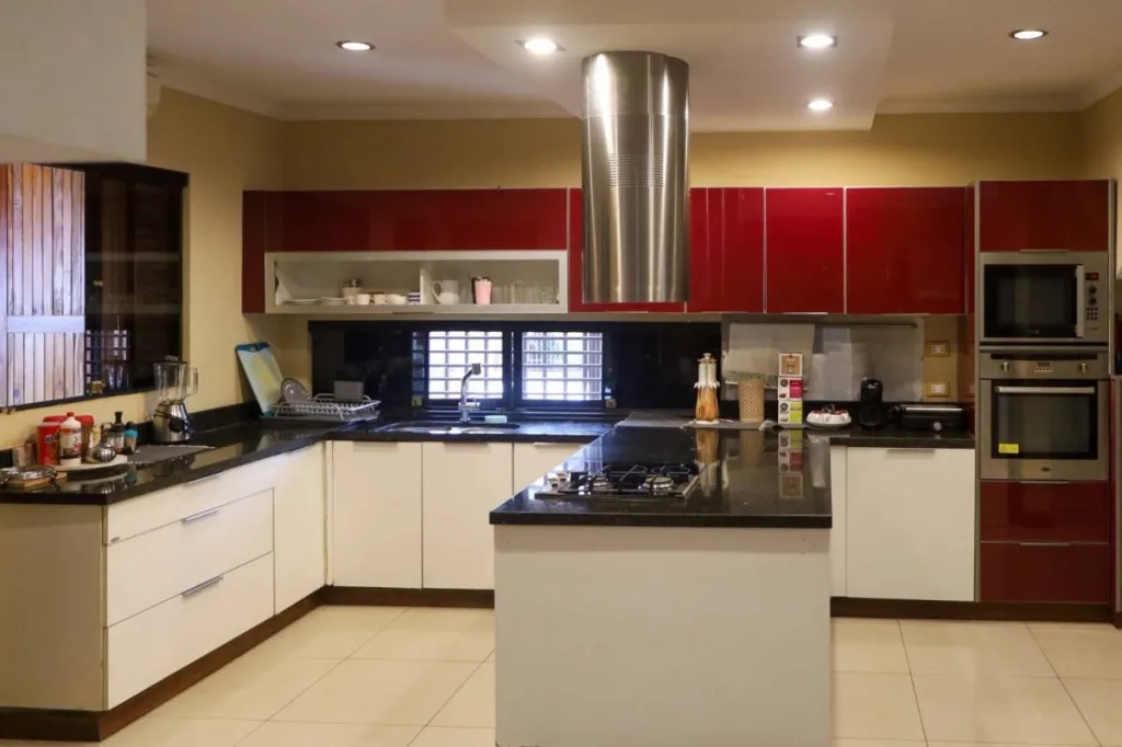 En venta hermosa y lujosa residencia en esquina en Villa Aurelia - Asunción — foto 2