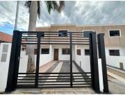 Dúplex 2 dorm y escritorio en Venta – Laurelty, Luque