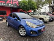 Kia rio año 2013 caja mecánica
