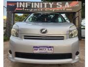 Toyota voxy año 2010. recién importado.