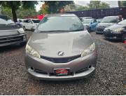 VENDO TOYOTA WUISH AÑO 2010 MOTOR 1.8 NAFTERO CAJA AUTOMÁTICA RECIEN IMPORTADO