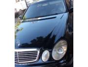 "En venta: Mercedes E220 año 2003, caja automática, diésel, con turbo intercooler. Excelen