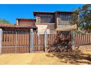 VENDO AMPLIA CASA EN SAN VICENTE