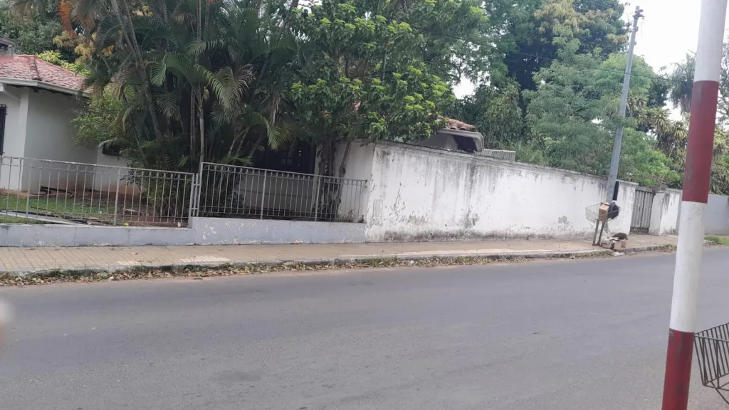 VENDO RESIDENCIA - PARAGUAY - ASUNCION - BARRIO MBURICAO — foto 3
