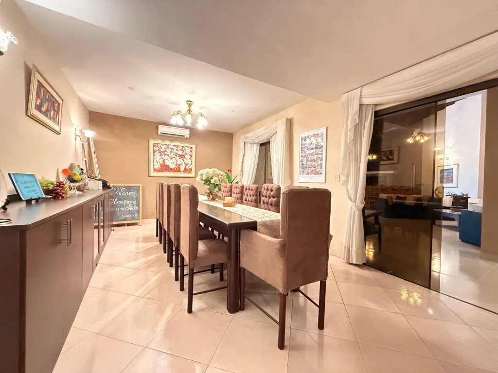 VENDO RESIDENCIA EN LAMBARE — foto 2