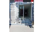 Zona inmejorable. Moisés Bertoni c/san Martin. Salon comercial.