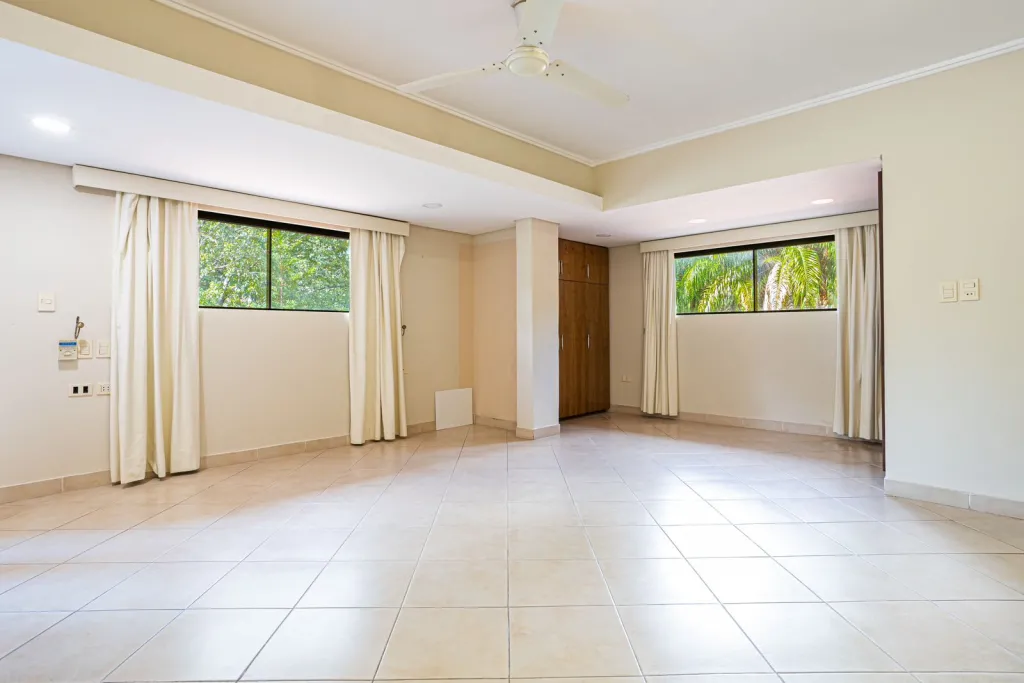 🏡 Residencia de lujo en Barrio Jara — foto 2