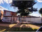VENDE Amplia Casa en Campo Grande, Luque
