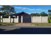 CASA EN VENTA EN VILLA ADELA - LUQUE