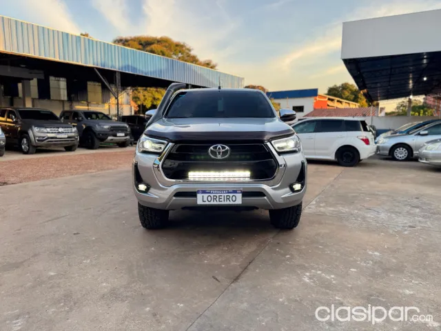 Toyota Hilux 2023 - foto 2