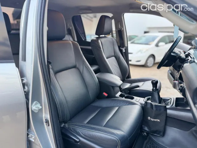 Toyota Hilux 2023 — foto 4