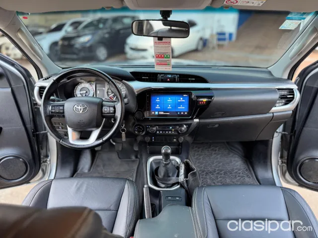Toyota Hilux 2023 — foto 6