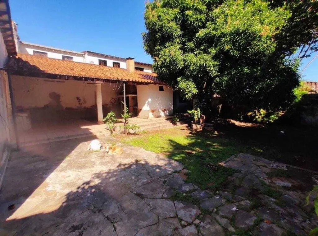 AMPLIA CASA EN CAMPO GRANDE LUQUE, ZONA CIT — foto 2
