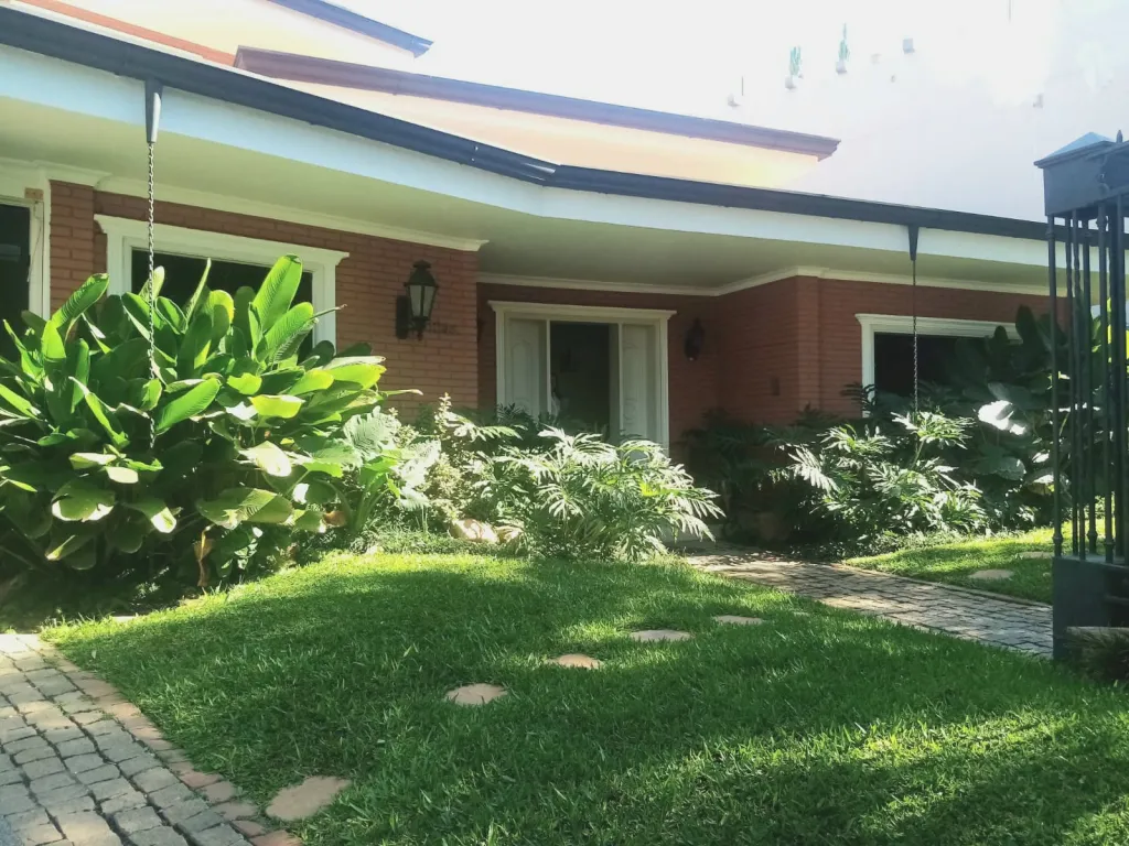 Z SHOP. DEL SOL: ELEGANTE RESIDENCIA EN ALQUILER, 4 DORMIT, GRAN JARDÍN, PISCINA. — foto 2