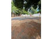 VENDO TERRENO EN BARRIO PETTIROSSI