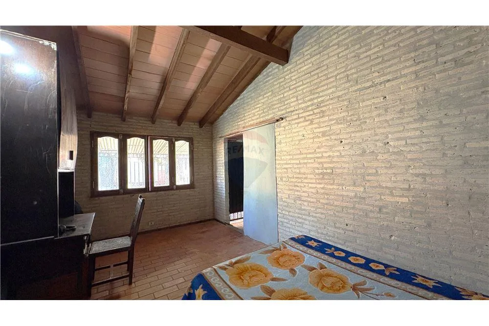 Se vende casa en Cuarto Barrio Luque frente a Condominios Boulevard Confederación y Los Ja — foto 3