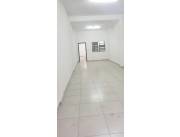 Salon Comercial zona LosLaureles