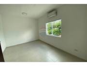 TRIPLEX A LA VENTA EN SAN LORENZO-LAURELTY