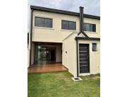 En Venta Dúplex Luque Cuarto Barrio ID 35416
