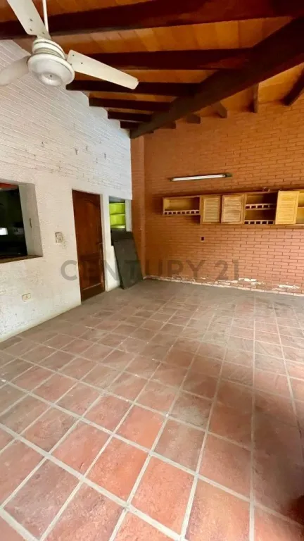 Terreno con construccion en Venta en Barrio Ycua Sati — photo 3