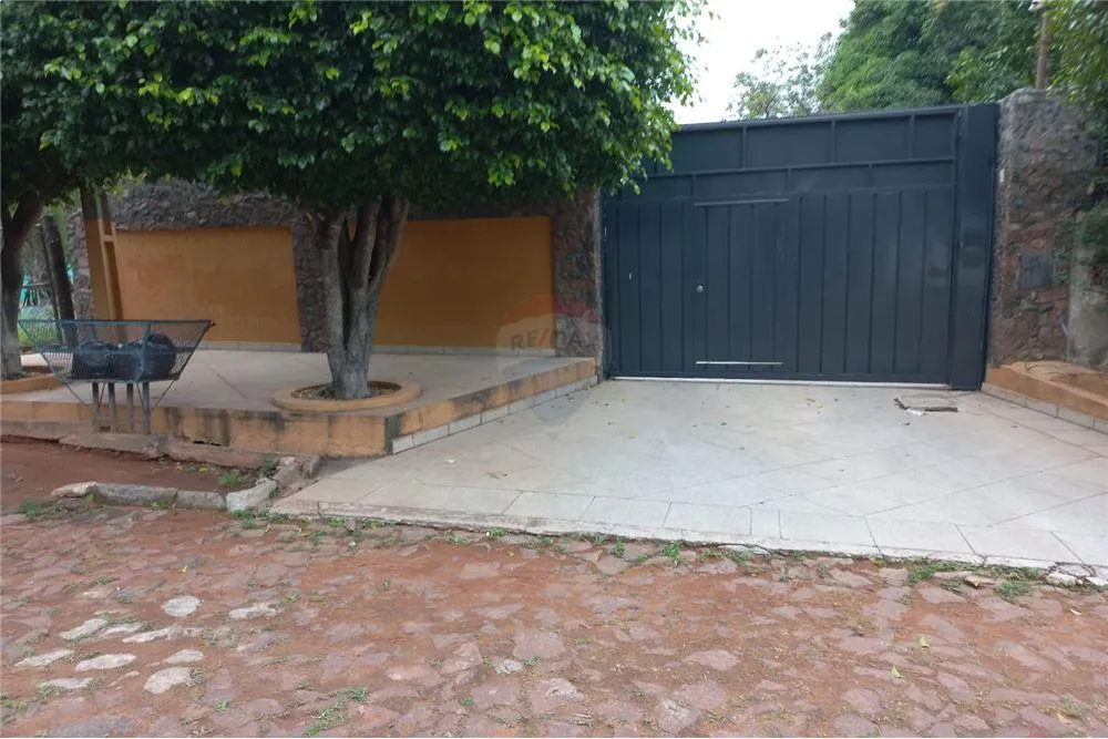 AMPLIA RESIDENCIA EN ÑEMBY — foto 2