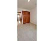 DEPARTAMENTO CON PATIOA EN ALQUILER EN LUQUE - VILLA ADELA