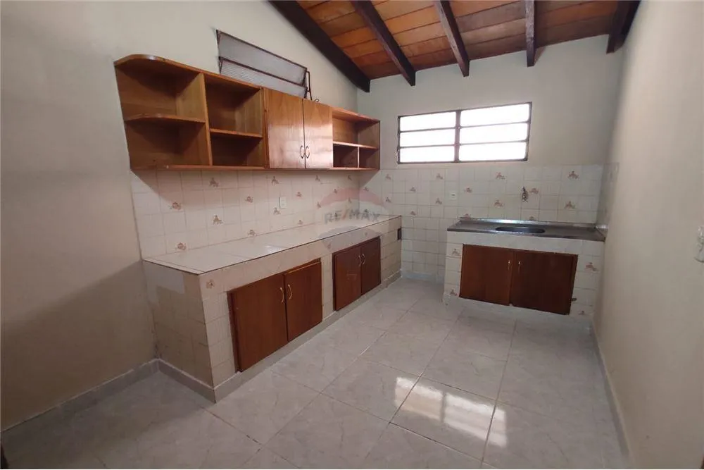 CASA + 2 DUPLEX PAREADOS - TERCER BARRIO DE LUQUE — foto 3