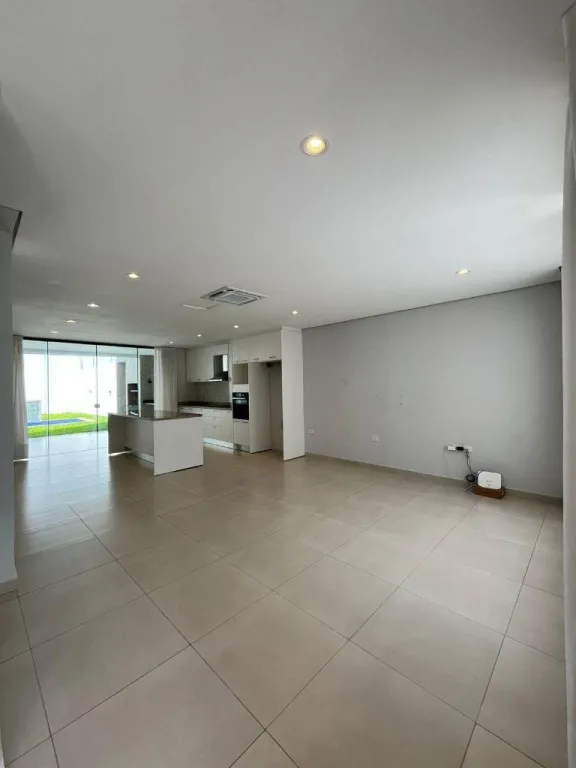 DUPLEX EN ALQUILER EN ASUNCION LOMAPYTA — Foto 3