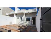 En venta duplex a estrenar Lambare zona Av del Yacht