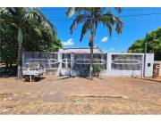 VENDO AMPLIA CASA EN SALTO DEL GUAIRA, CANINDEYU