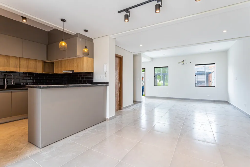 VENDO MODERNO DUPLEX A ESTRENAR LAMBARE — фото 2