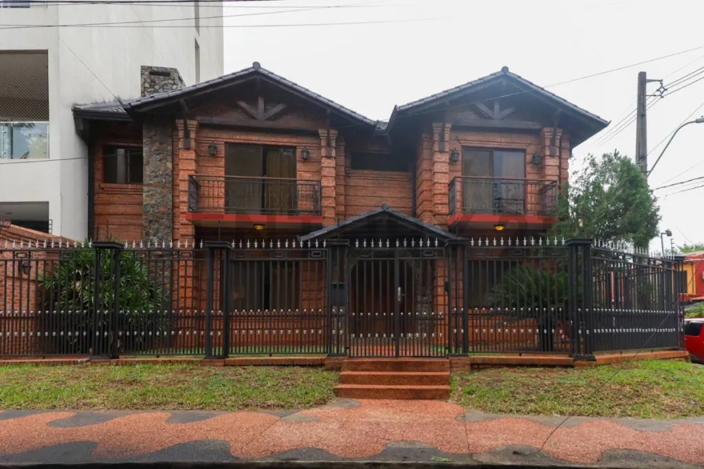 Venta de Casa en Villa Aurelia, Asunción — foto 3