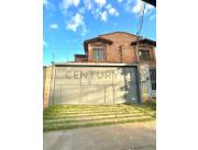 Venta de Casa Dúplex en Las Lomas, Asunción