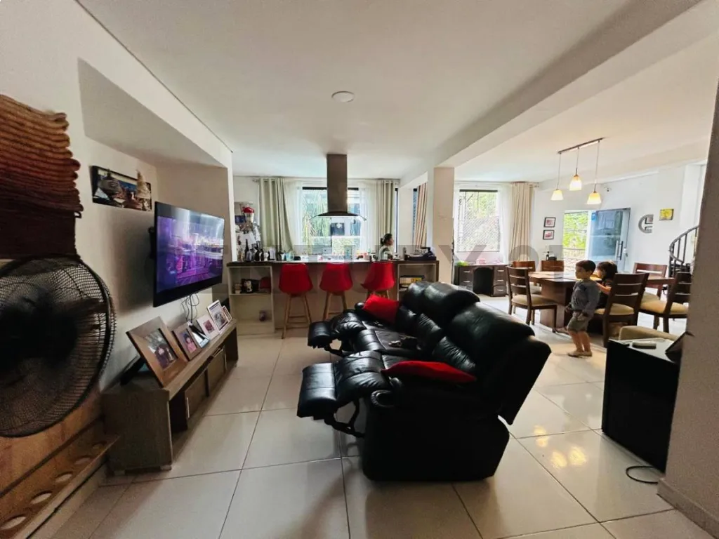 Venta de Casa en San Cristobal, Asunción — foto 2