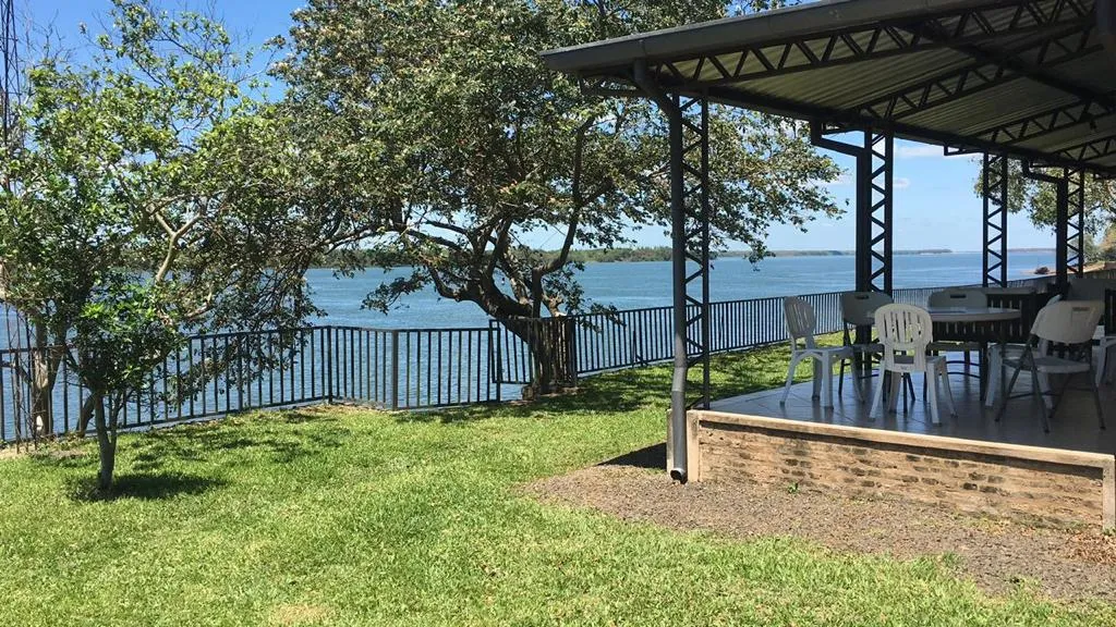 VENDO CASA QUINTA EN PARAGUARI SOBRE EL RIO — фото 2