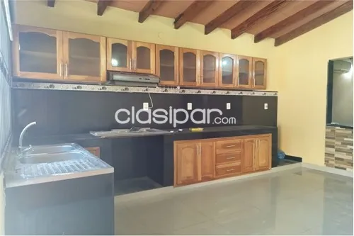 HERMOSA CASA EN ÑEMBY — foto 3