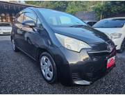 Toyota new ractis año 2011