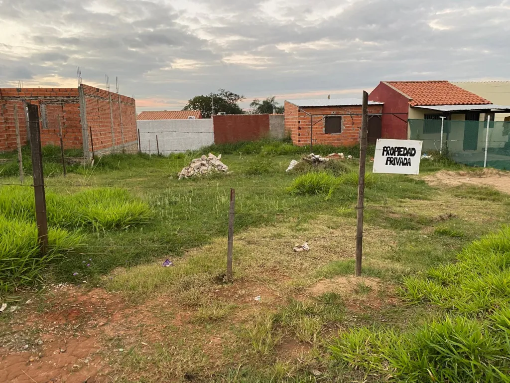 Vendo Terreno Barrio Universo de Mariano Roque Alonso — foto 3